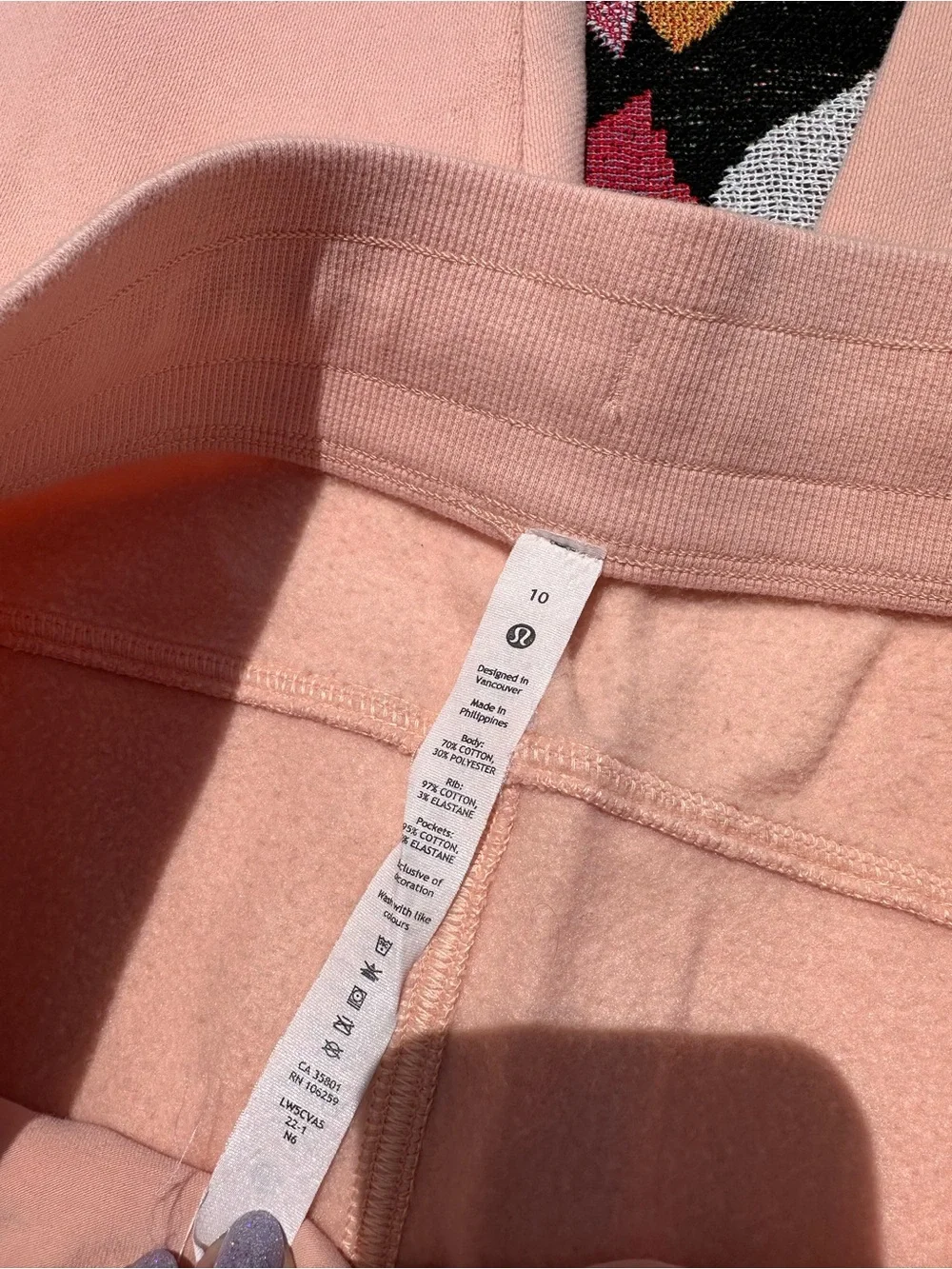 Lululemon Scuba High Rise Jogger 7/8 Length Peach Satin